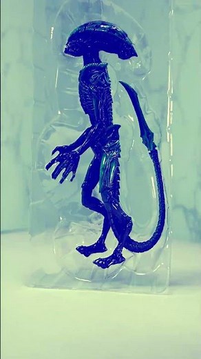 NECA Aliens Fireteam Elite Prowler Alien Unboxing! 👣