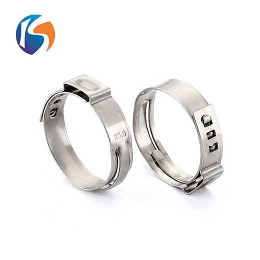 Single One Ear Clamp: the Essential for Layered Ear Styling