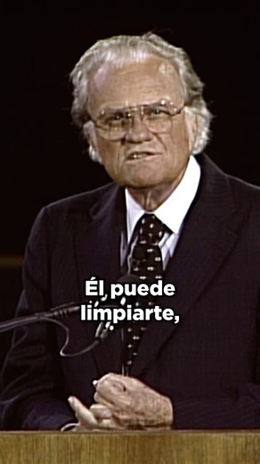 «No puedes trabajar para llegar al Cielo. No puedes comprar tu pasaje al Cielo. Dios te lo da. Pero se obtiene a través de la Cruz». —Billy Graham #MiércolesSabiduría | Franklin Graham en Español