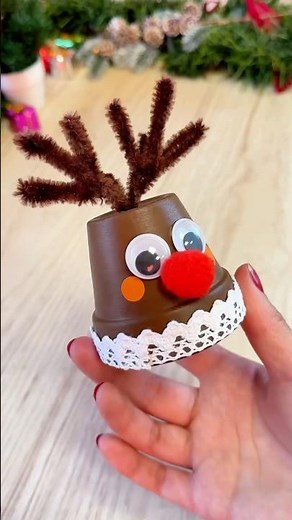 Renne de Noël avec un pot en terre cuite #activitemanuelle #diy