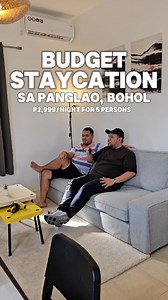 Budget Vacation House sa Bohol for just P2,999 lang with pool na😱 Take note ani guys if mag laag mo sa Panglao with Friends and Family! Pirting lami-a sa among tulog diri oy🤣 All rooms airconditioned nga inverter and with TV and Netflix pa💯 Belle's Residences Panglao Up to 6 persons pwede diri perfect for families and friends na maglaag sa Bohol nga gusto isa lang ka accomodation mag stay👍 Unsa'y naa diri? ✅️ 3 Bedrooms pwede 2 each room ✅️ Towels and Toilettries ✅️ Pool Access ✅️ Beach Acce