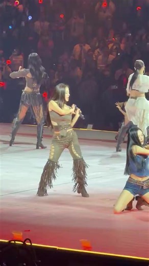 Jihyo's Spectacular Performance in HELL IN HEAVEN