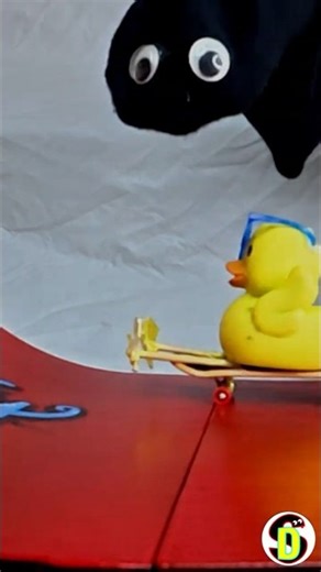 “Skateboard Duck vs Puppet Mouth: Who Wins?”