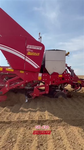 #GRIMME #GRIMMEFRANCE #GB430 #plantation #pdt #agri #farmer #potato #agriculturelove #farming #farm #nord #potato #agriculture #planteuse #pdc