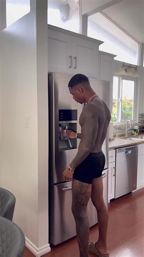 1.2M views · 76K reactions | Take time to relax & refresh yourself so you can have a good mental. If you not mentally good you won’t be physically good. Take care ✨ | Tyler P | Facebook