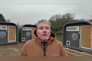 🟦 Skegness homeless pods fully occupied — council responds to concerns The new emergency accommodation pods in Skegness have been fully occupied since early January, providing safe, self-contained spaces for rough sleepers. Concerns have been raised locally about who can use them, but the council says the units are predominantly for Skegness residents, with anyone in emergency housing situations linked to the town considered on a case-by-case basis. Reporters were invited to view the pods this 