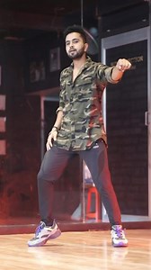 136K views · 10K reactions | Bass Aag Lagaye #aaglagaye #djsue #benialla Benialla Records | Tejas Dhoke | Facebook