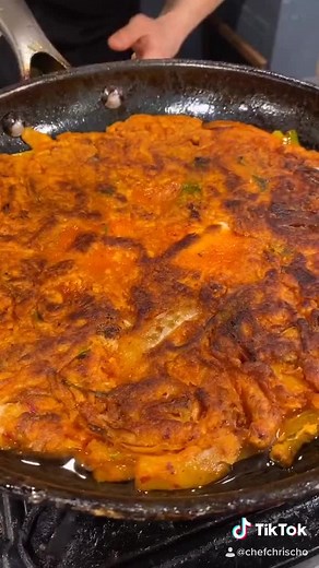 Delicious Kimchi Pancake Recipe | Easy Korean Cooking