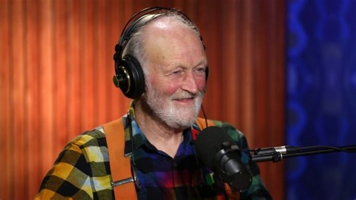 Six decades ago folk-singer Valdy got booed off stage. It led to his biggest hit | CBC Arts