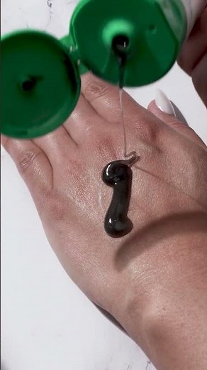 JAFRA Daily Charcoal Body Washes #cleaning #beauty