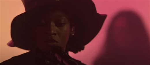 Little Simz Delivers Intimate Performance Of "Lonely" Live At The BBC - GRM Daily
