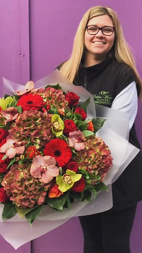 Debbie Western Flowers Ltd on Reels