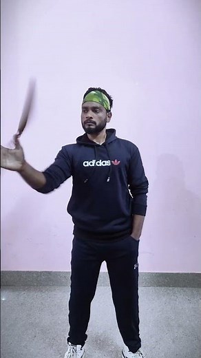 "Master the Basics: Beginner's Nunchaku Tutorial – Learn Spins, Strikes & Combos!"