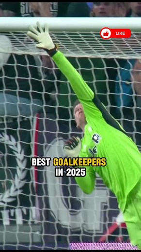 618K views · 10K reactions | Top 5 Best Goalkeepers in the world 2025! #reels #football #soccer | Football and News | Facebook