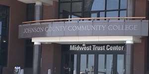 Johnson County Community College welcomes thousands of students back to campus