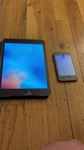 iPad mini 2 on iOS 9.2.1 vs iPod touch 2 on iOS 4.2.1
