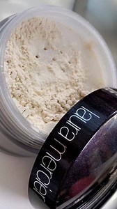 Amrezy - Make Up using medium and dark contour kits! Mix and match shades to create the perfect custom look. | KKW BEAUTY