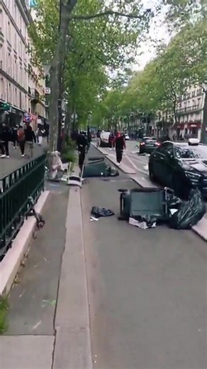 Cultural enrichment in the city of love Paris. | Australians against radical Religions and corrupt politicians
