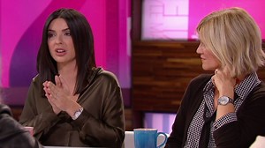 16K views · 76 reactions | La Dre Chloé Sylvestre nous parle de techniques non invasives, afin de stimuler le collagène et donner du tonus et une brillance à la peau, dont le traitement à la lumière intense pulsée (IPL). | Marie-Claude | Facebook