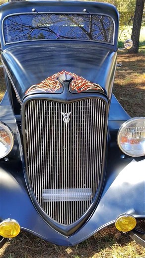 1935 Ford Coupe