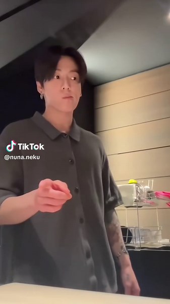 Jungkook Cooking: BTS Star Shows Culinary Skills