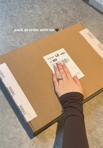 Pack an Order with Me: A Day in Motherhood ✨