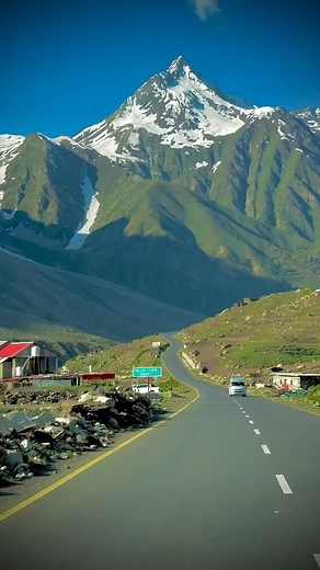 Arshu  on Instagram: "Kashmir is a beautiful place ❤️凉… Mountain ⛰️ • • • • • • • Kashmir • • • • • . . #trending #trendingreels #wintervibes #2024 #2024reels #summer #travelphotography #travelblogger #narurelovers #trevel #reelkarofeelkaro #reelitfeelit #reelsinstagram #trendingvideos #mountains #view #trendingsongs #summer #summertime #explore #foryou"