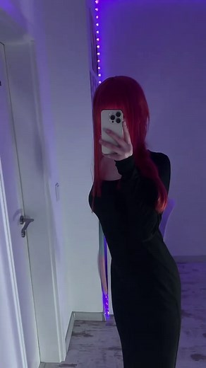 Makima Cosplay Showcase: A Stunning Tribute 🤍