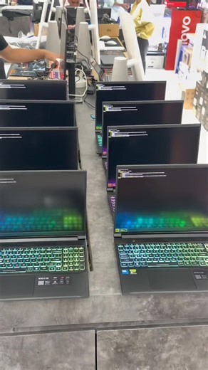 Acer 16" Nitro V 16S AI Gaming - CPU : Intel® Core™ 7 240H (10C/16T) - RAM : 16GB DDR5 - Storage : 512GB M.2 PCIe - Display : 16" WQXGA IPS 180Hz - GPU : NVIDIA RTX 5060 8GB GDDR7 - Windows 11 Pro Recommendation - RGB 4 Zones Backlight - 2.1 kg | Color : Obsidian black - Code: O001ANV16SA1 ---------------------------- - Free : ROG Gaming Backpack - Free : Gaming Mouse, MousePad - Free : Cleaning Kit,EDIFIER G2BT | CC Store