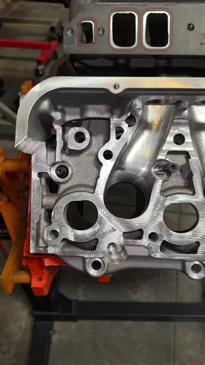 Here's an inside look at one of our Big Block Chevy Magnum heads. Not only are cutaways neat to look at but they serve as an important step in our QC process. #AFRheads #AirFlowResearch | AFR - Air Flow Research