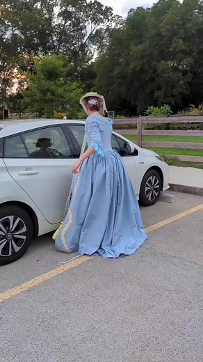 ✨ Can you get in the car in your gown? ✨ Honestly, getting and sitting in a car with a pocket pannier or a hoop skirt is not that difficult. I do take up space and the way car seats are made, makes it very uncomfortable to sit in them but it is possible and pretty easy. With larger pannier or bustles I just prefer to get ready at the location. The size and shapes are just difficult to sit in while in such a confined space. Remember, cars didn't exist during these eras and carriage benches are de