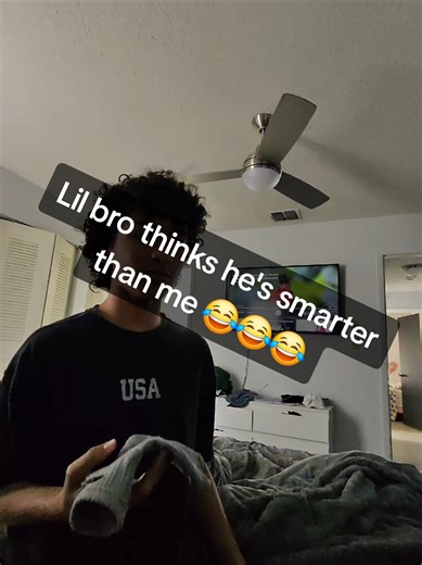 He thinks he's smarter than me..😂😁😂 #viral #prank #tiktok