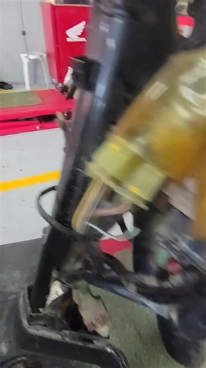 Can't start no power on meter panel paano e fixed #mhighlightechanic #starseverywherefbreelsvideo #videograms #allfollowers #allfollower #motorcycle #mechanic #motorcyclerepair #inspiration #information | Alberto Mantong Alabar