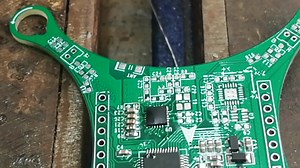 开源STM32四轴飞行器RoboFly的焊接调试diy LQFP48单片机焊接 QFN封装陀螺仪焊接 0603电阻电容焊接等