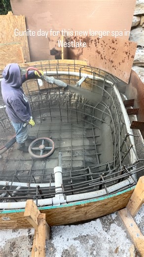Getting ASR free gunite installed on the new larger spa in Westlake this morning. Now to get it water cured, coping, tile and plaster. #911poolcare #poolrenovation | 911 Pool Care