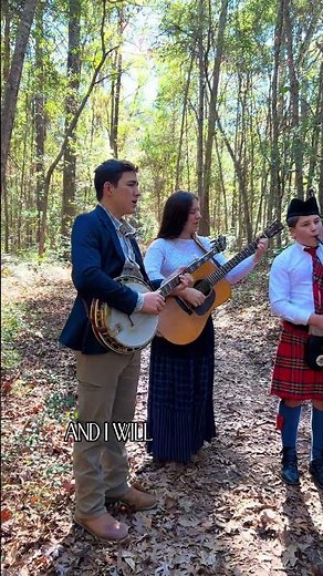 “My Love is Like a Red Red Rose”🥀 performed by Dear MariBella & the Pigkickers. See-related videos
