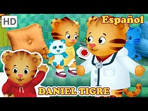 Daniel Tigre en Español - Bebé Margaret y Daniel Juegan al Doctor | Videos para Niños