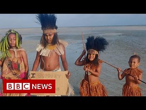 Australian Islanders in landmark climate fight - BBC News