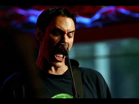 Breaking Benjamin - So Cold - (best Live)