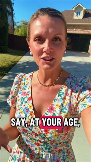 Lonely Old Woman in USA Reflects on Single Life