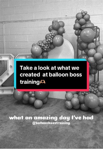 Take a look at what we did at balloon training with Frankie @Balloon Queen 👸🏼 🎈 (Think this is the last of my training related posts🥹) #balloons #training #displays #chesterfield #inspo