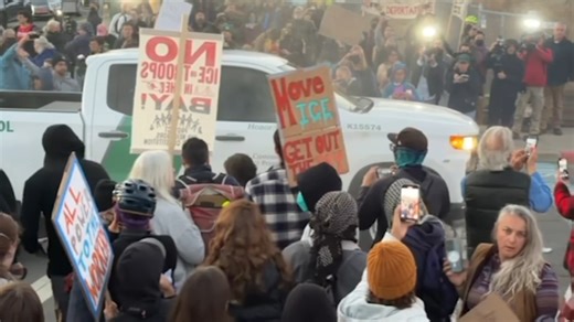 Nancy Pelosi praises SF mayor for handling of potential federal deployment, Trump pullback