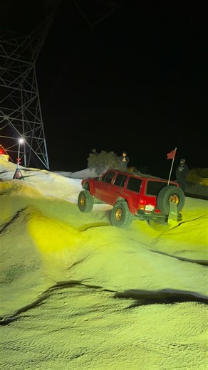 SoCal Off-road Recovery on Instagram: "Cleghorn night run was a blast! 💥 . . #toyota #jeep #socal #socaltrucks #explorepage"