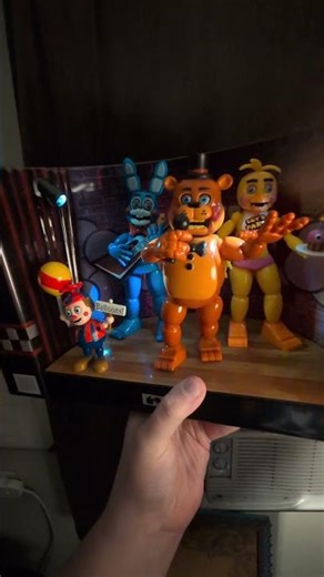 Five Nights At Freddy's 2 Stage Popcorn Bucket Review (Cinemark)