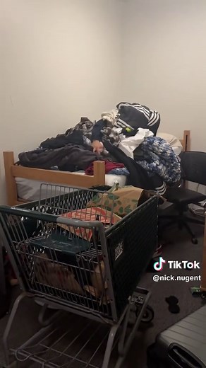 Roommate Locks Me Out: Acting Like This in College is Unreal!
