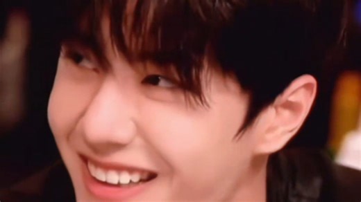 王一博的温柔，从不是刻意的表达，而是刻进骨子里的体谅与真诚