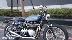 Triumph Bonneville T100 Custom