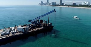 Underwater structures to prevent beach erosion