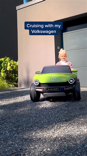 Unterwegs mit dem ersten Volkswagen. 🚗✨ #vw #volkswagen ℹ️ Rechtliche Informationen: ​​​ https://www.volkswagen.de/de/mehr/rechtliches/dat.html | Volkswagen