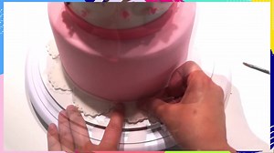 119K views · 1K reactions | How to make a DISNEY MINNIE MOUSE Cake By: Sugarella Sweets | MetDaan Cakes | Facebook